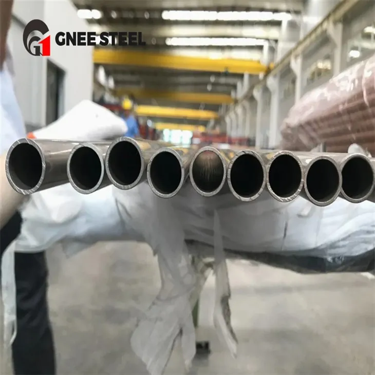 ASTM B516 إنكونيل 600 أنابيب ملحومة