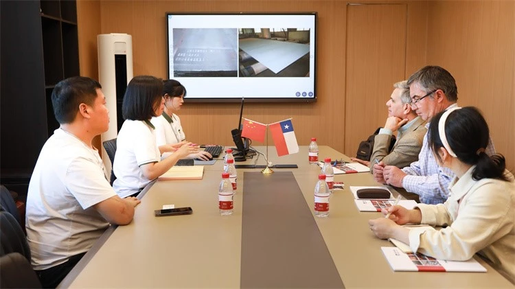 Chilean customers visited GNEE STEEL company headquarters to negotiate and sign an order for duplex 2507 stainless steel rods Chilean customers visited GNEE STEEL company headquarters to negotiate and sign an order for duplex 2507 stainless steel rods